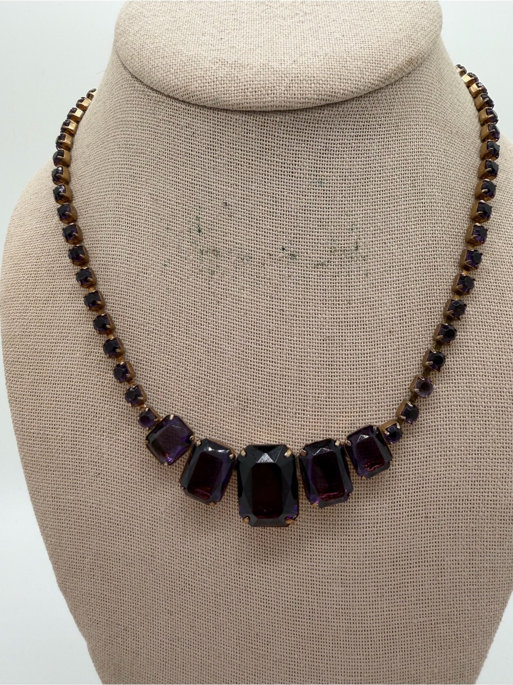 Vintage gold tone purple rhinestone necklace